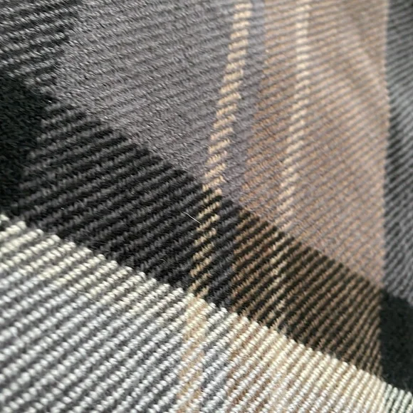 Michael Kors scarf grey black 9” X 66” - Picture 2 of 3